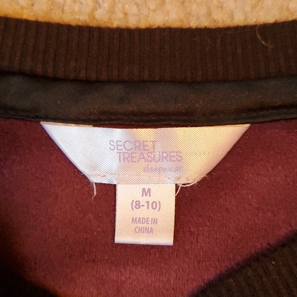 Secret treasures sleepwear top size Medium - Picture 6 of 10